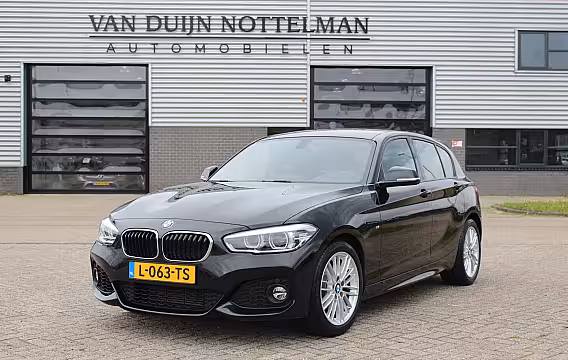 BMW 1-serie 118i Edition M Sport Shadow High Executive / Navigatie / LED