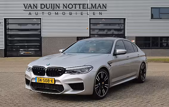 BMW M5 5-serie / Keramisch / B&W / Akrapovic / N.A.P
