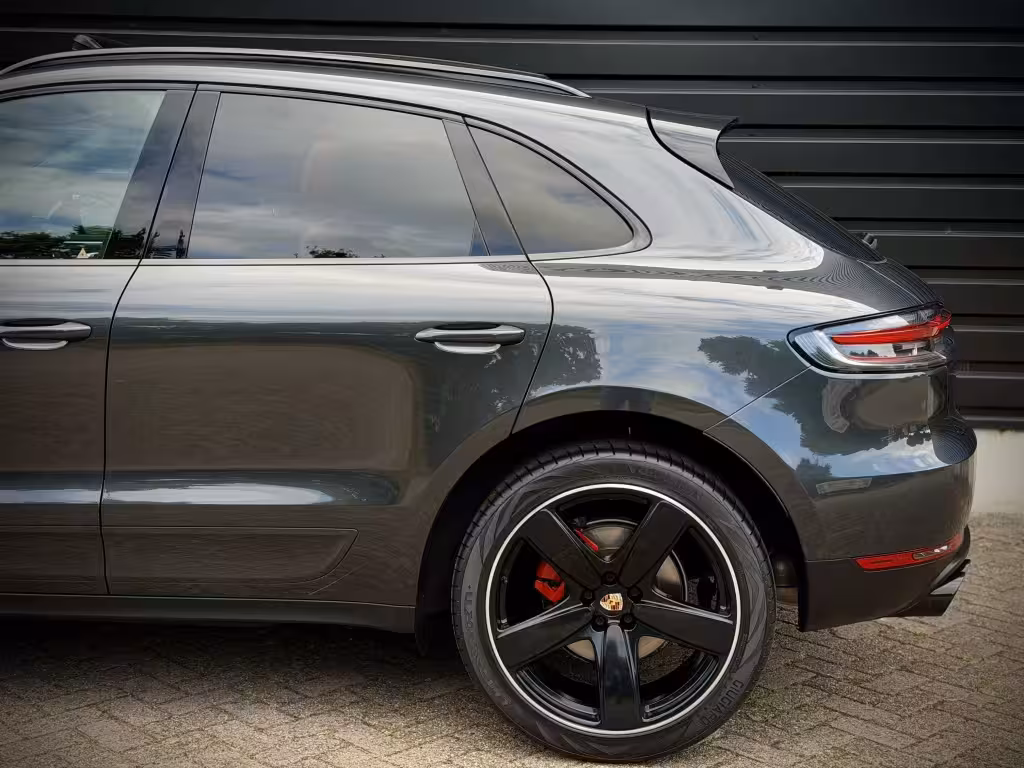 Porsche Macan 2.0 PANO|CHRONO|BOSE|LUCHTV|UITLAAT|18 W|SIDE|LANE