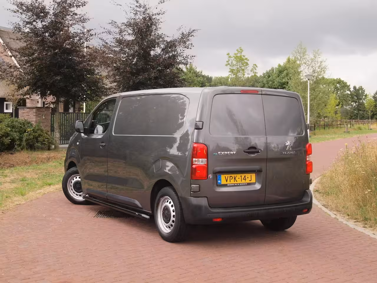 Peugeot e-Expert Standard Premium 75 kWh | Side bars | Apple Carplay | Zware Accupakket | Camera | Cruise C