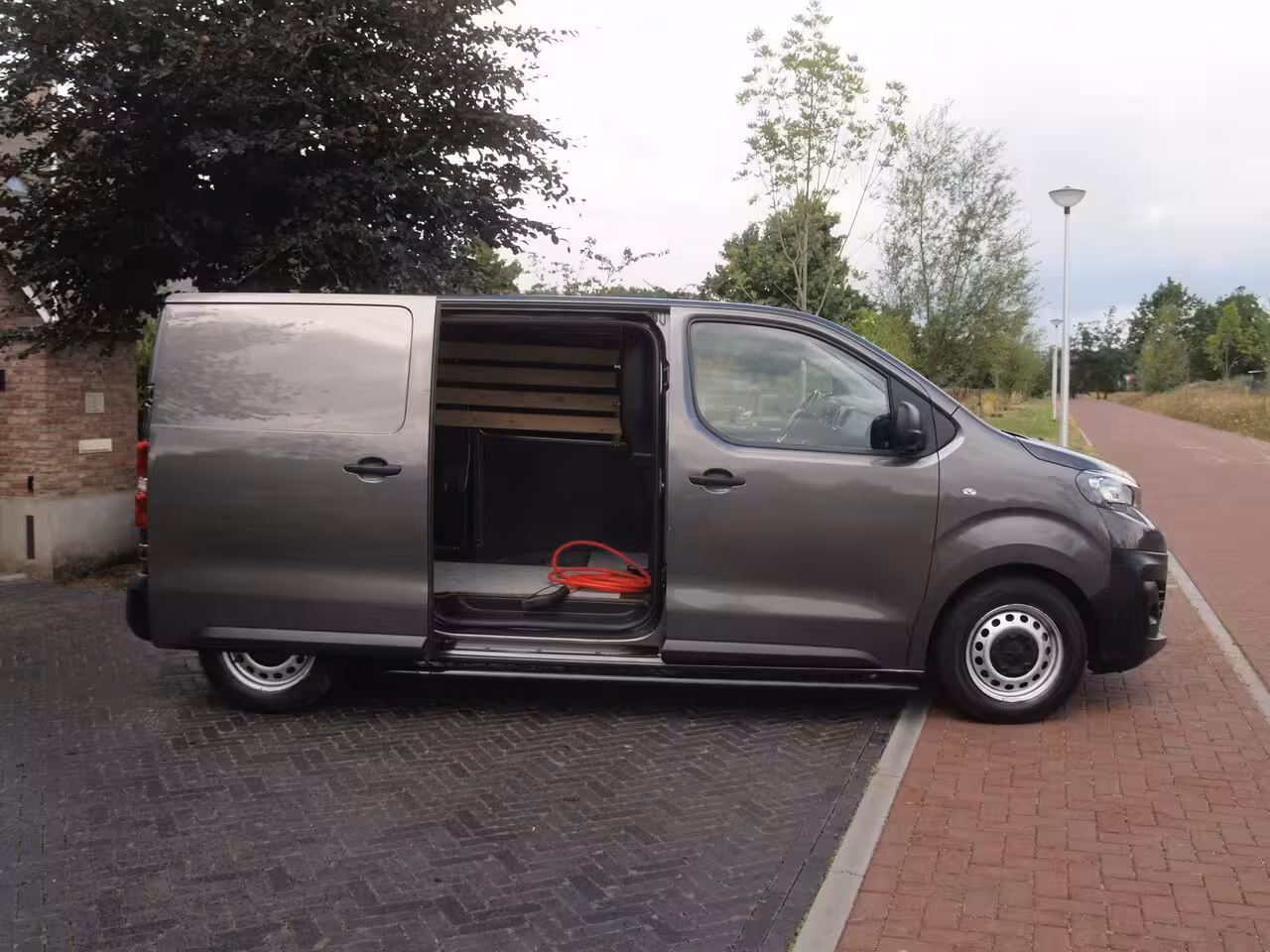Peugeot e-Expert Standard Premium 75 kWh | Side bars | Apple Carplay | Zware Accupakket | Camera | Cruise C