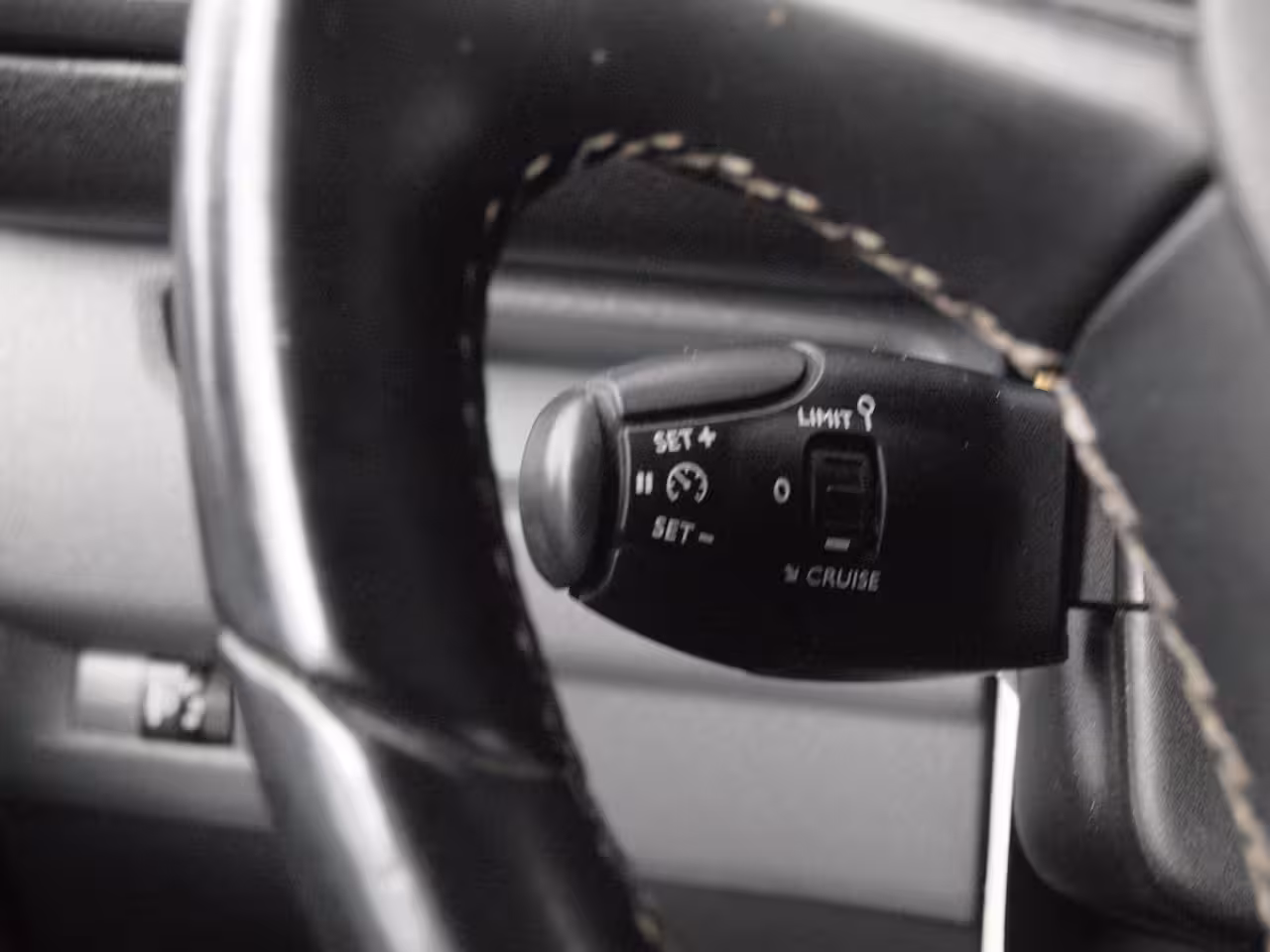 Peugeot e-Expert Standard Premium 75 kWh | Side bars | Apple Carplay | Zware Accupakket | Camera | Cruise C