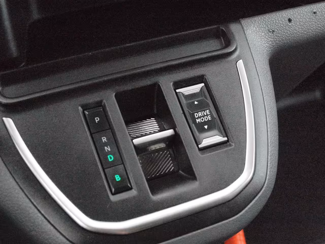 Peugeot e-Expert Standard Premium 75 kWh | Side bars | Apple Carplay | Zware Accupakket | Camera | Cruise C