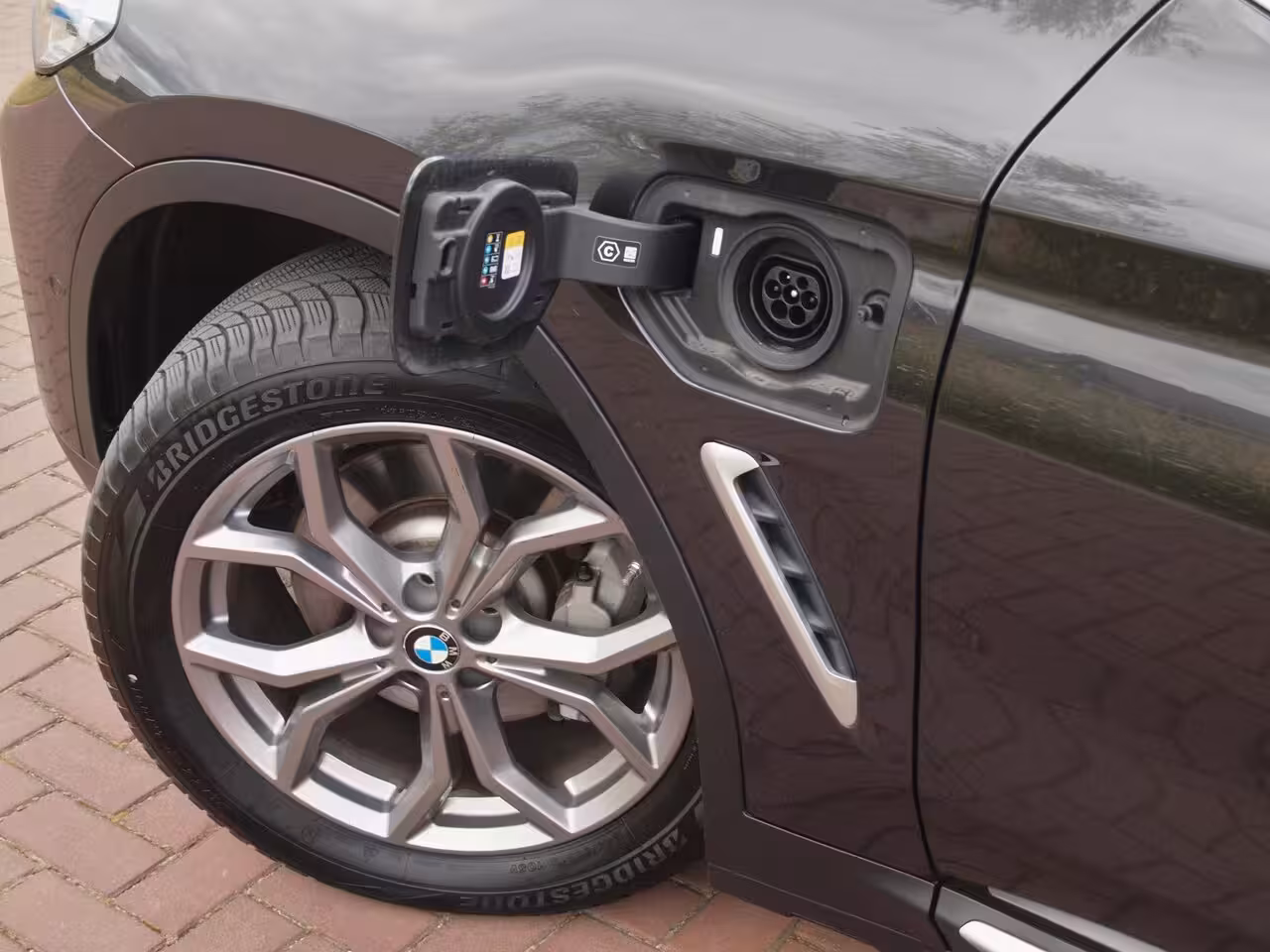BMW X3 xDrive30e Business Edition Plus | Panoramadak | Head-Up Display | Camera | Sfeerverlichtin