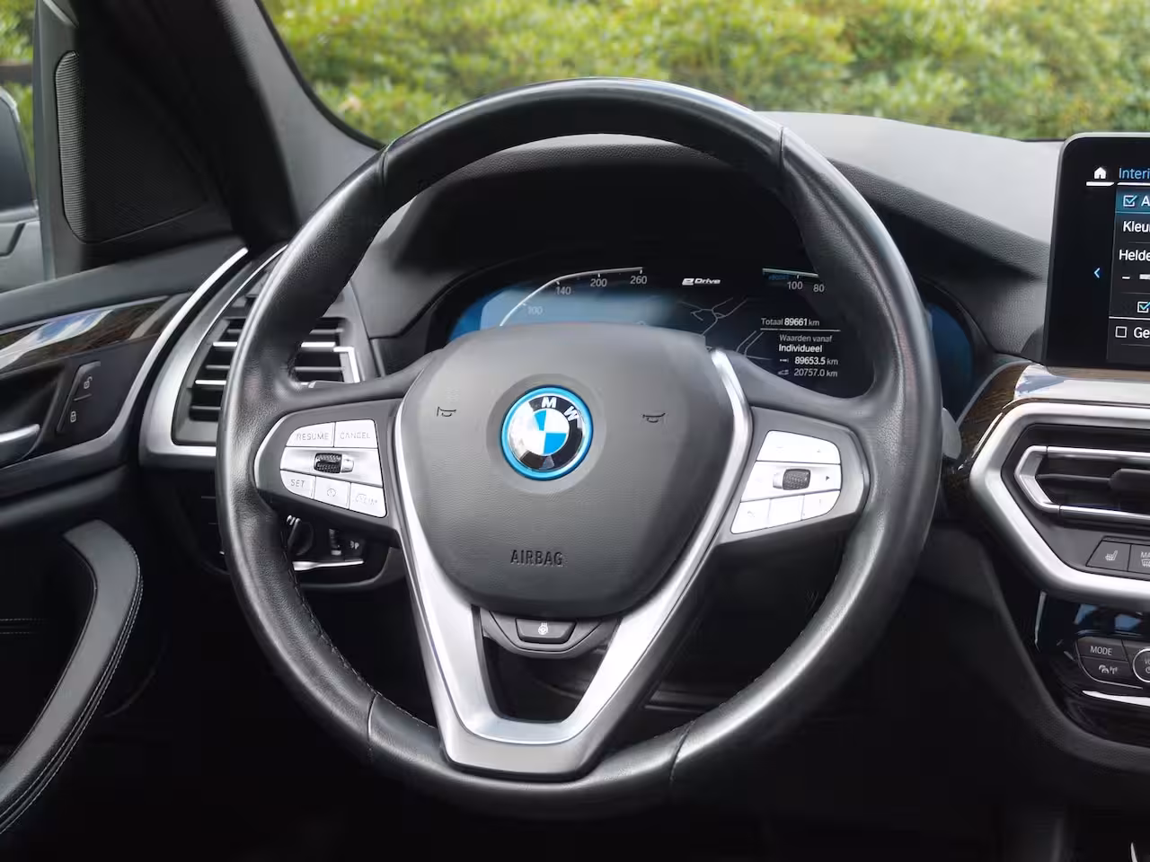BMW X3 xDrive30e Business Edition Plus | Panoramadak | Head-Up Display | Camera | Sfeerverlichtin