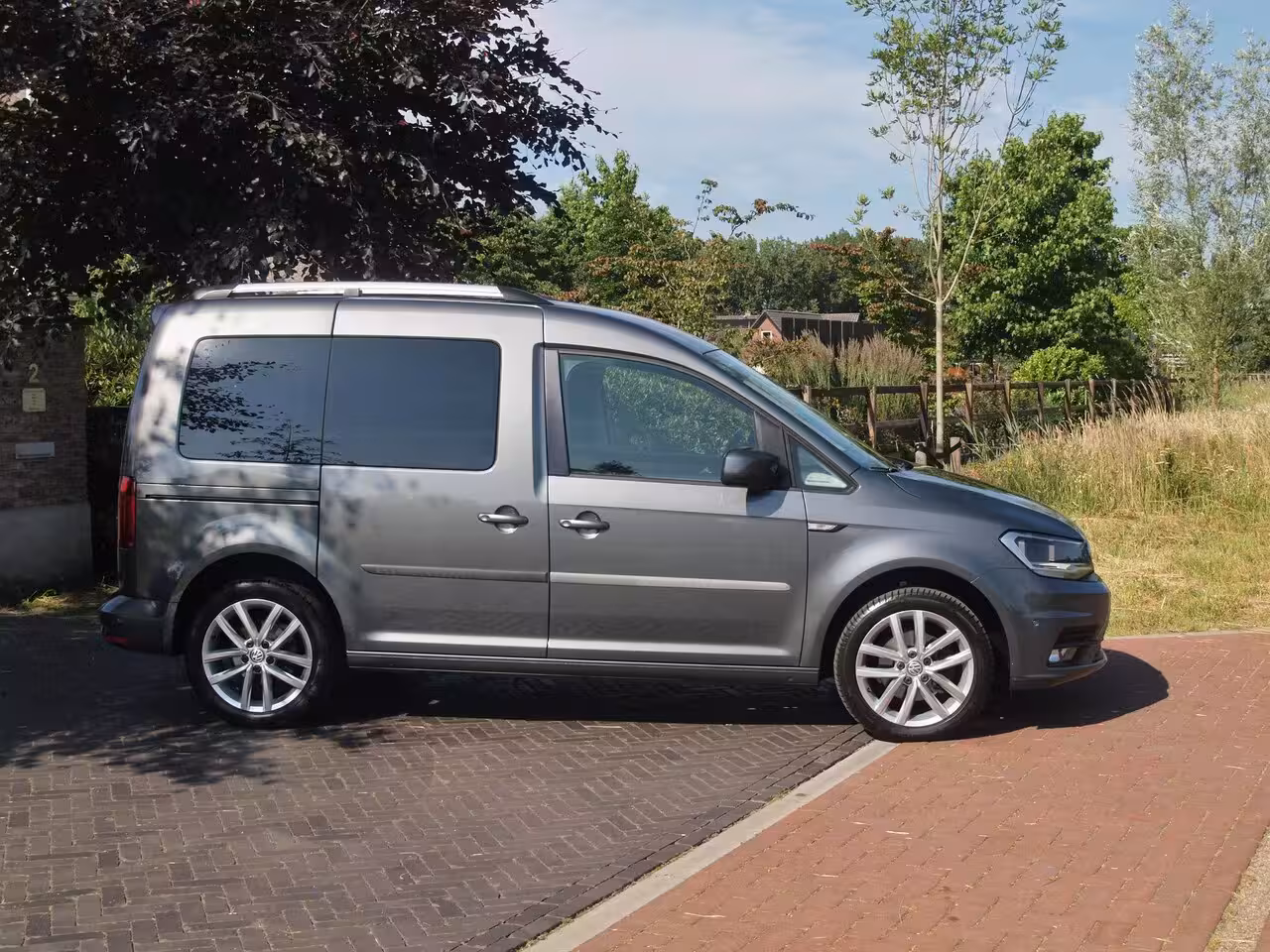 Volkswagen Caddy 1.0 TSI Trendline 7p 7-Persoons | Dubbele Schuifdeur | Cruise Control | Bluetooth |