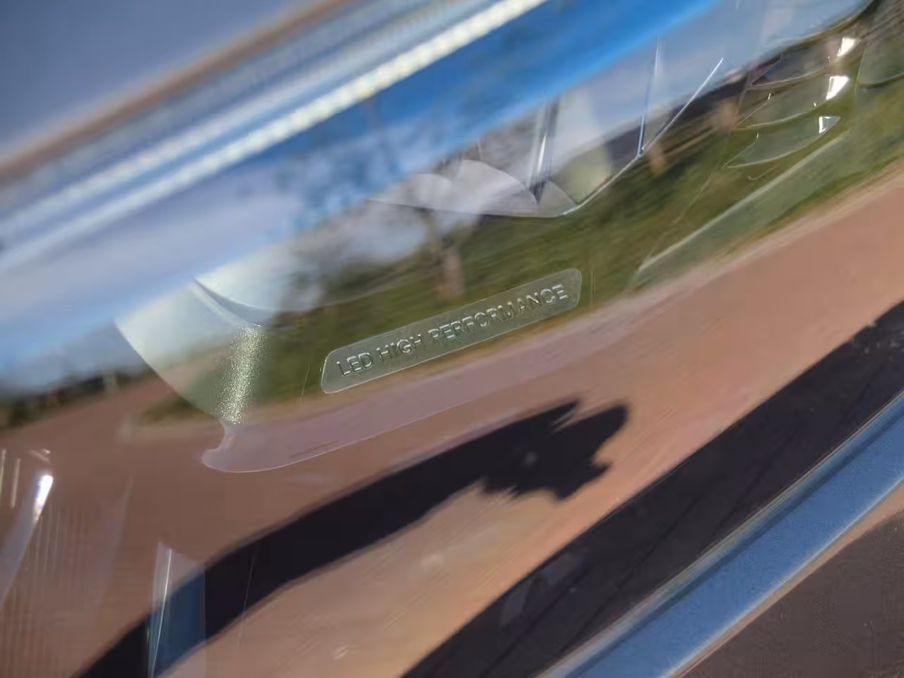 Mercedes-Benz EQA 250 Business Solution AMG 67 kWh | SOH 96% | Camera | Sfeerverlichting | ACC | LED | NL-Au