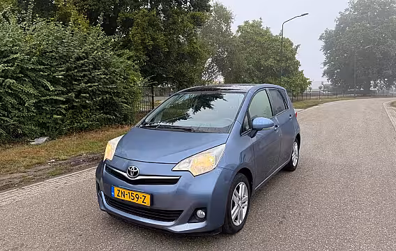 Toyota Verso S PANO/NAVI/CAMERA/TREKHAAK