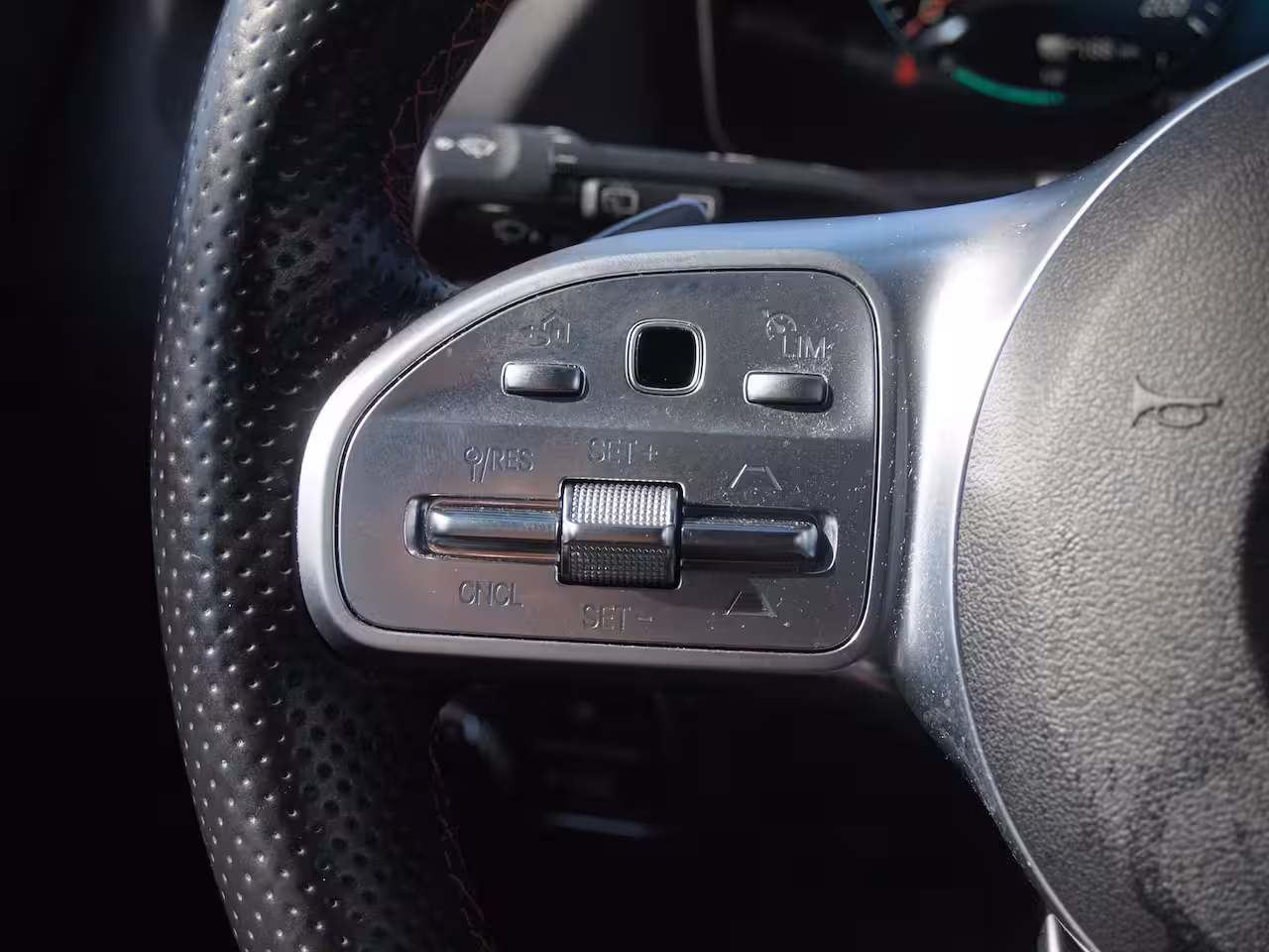 Mercedes-Benz EQA 250 Business Solution AMG 67 kWh | SOH 96% | Camera | Sfeerverlichting | ACC | LED | NL-Au