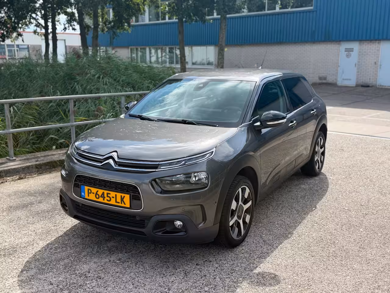 Citroën C4 Cactus 1.2 PureTech Shine Plus2021CameraLM.velgenPDCSteolverwarm