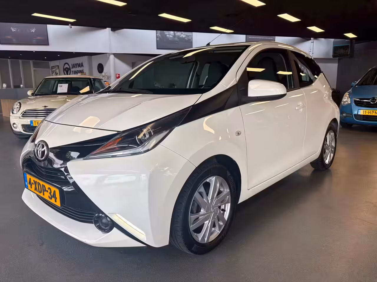 Toyota Aygo 1.0 VVT-i x-play