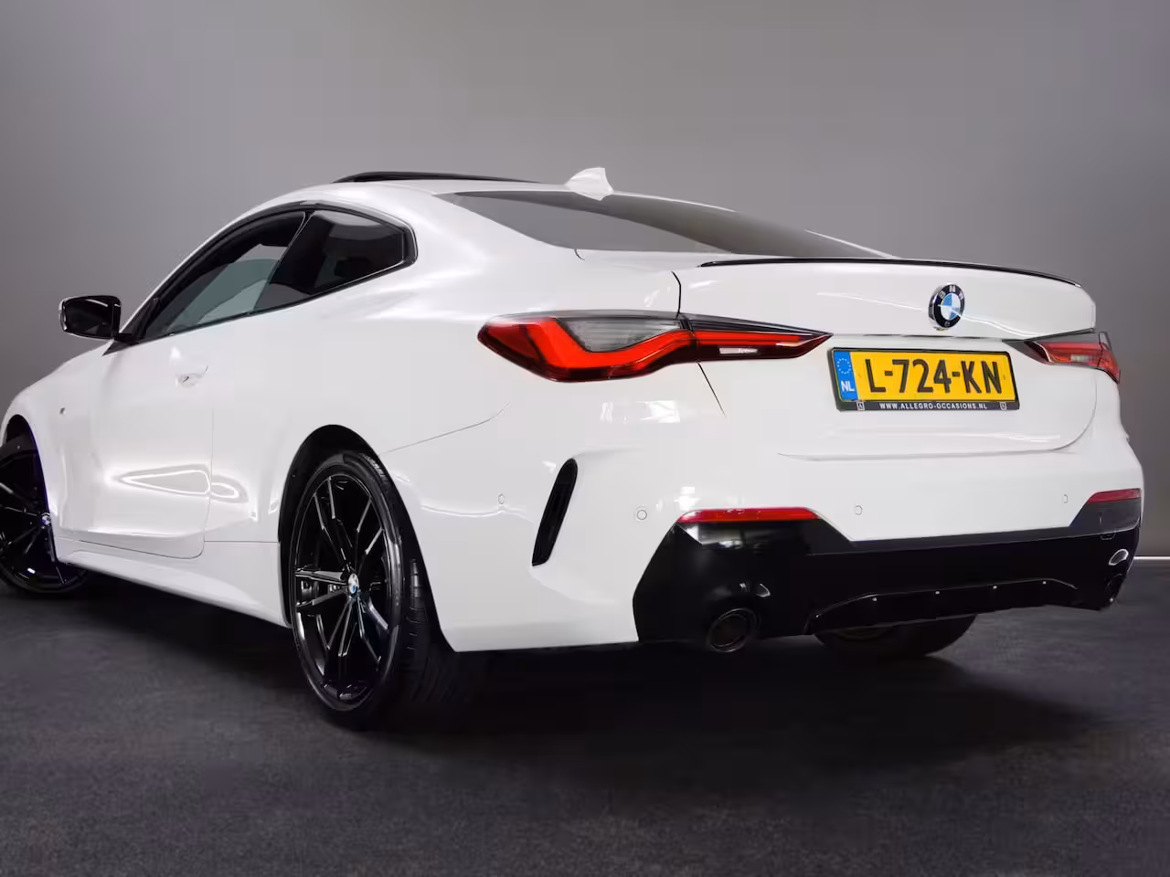 BMW 4-serie Coupé 420i High Executive M-Sport (LASER-LED, PANO, APPLE CARPLAY/ANDROID AUTO, SFEERVERLICHTING