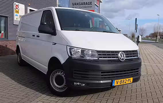 Volkswagen Transporter 2.0 TDI L2H1 DC Trendline Airco / Elek. ramen / Cruise control