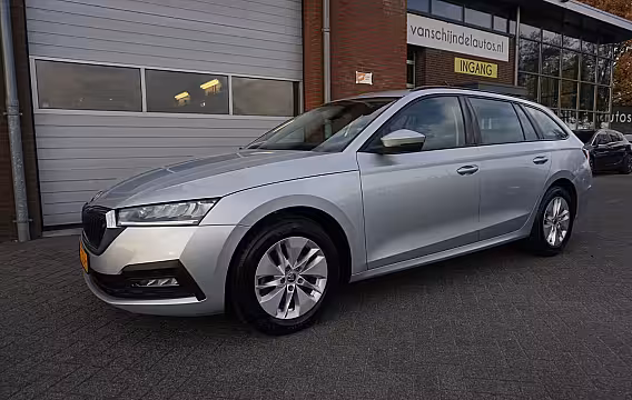 Skoda Octavia Combi 1.5 E-TSI 150PK E-TECH ACT AUG 2022 CAMERA FULL LED ANDROID/APPLECARPLAY NAVI CLIMA CRUISE