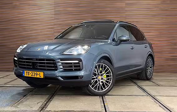 Porsche Cayenne 3.0 E-Hybrid | Full Option | Vierwielbesturing | PANO | PDLS+ | BOSE | PASM | ComfortPakke