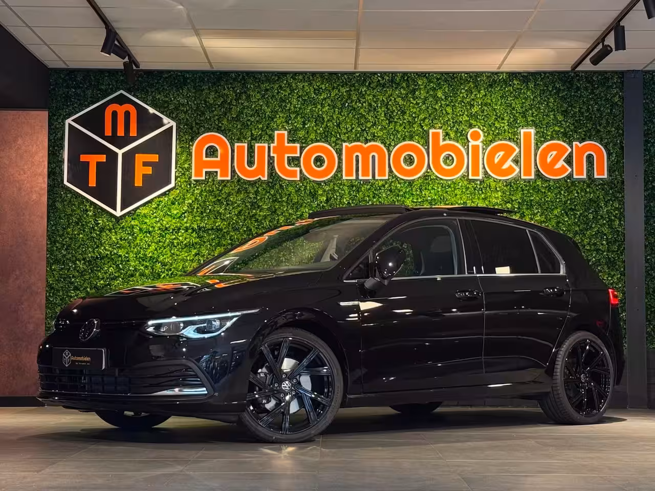 Volkswagen Golf 1.5 eTSI 150 PK 1st ed. |PANO|MATRIX|MASSAGE|ACC|BOMVOL