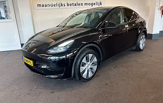 Tesla Model Y RWD 58 kWh Nederlandse auto | Panoramadak | Afneembare trekhaak | Stoelverwarming | Achter