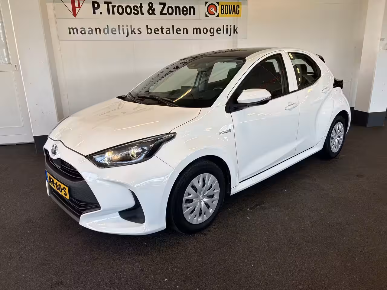 Toyota Yaris 1.5 Hybrid 115 Business Automaat | Panoramadak | Cruise control | Climate control | Naviga