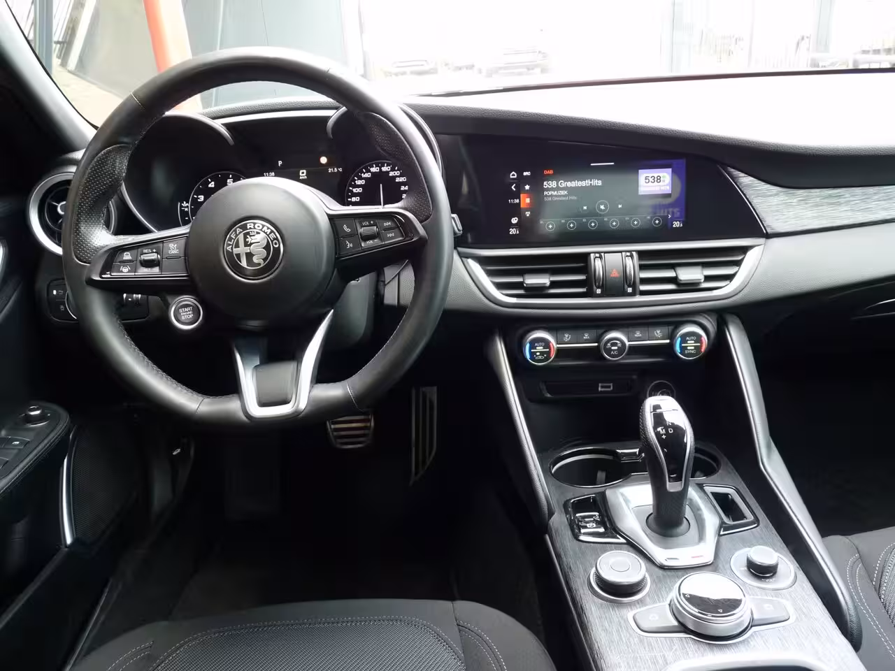 Alfa Romeo Giulia 2.0T Super