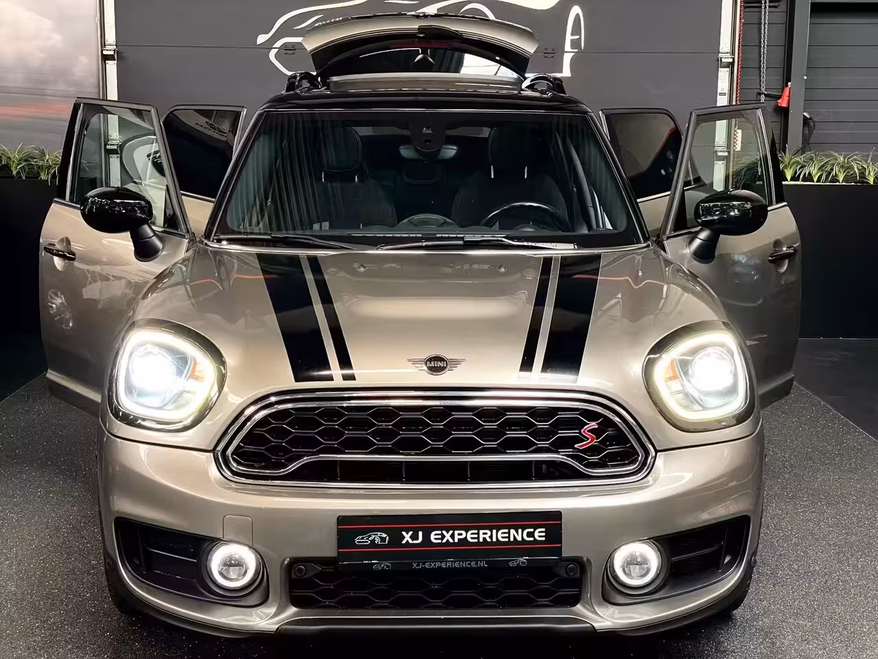 Mini Countryman 2.0 Cooper S Edition PANO NAVI 190 PK AFN TREKHAAK
