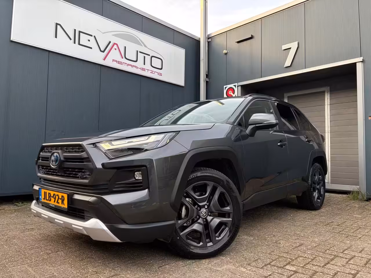 Toyota RAV4 2.5 Hybrid AWD 222PK ADVENTURE PANORAMADAK JBL