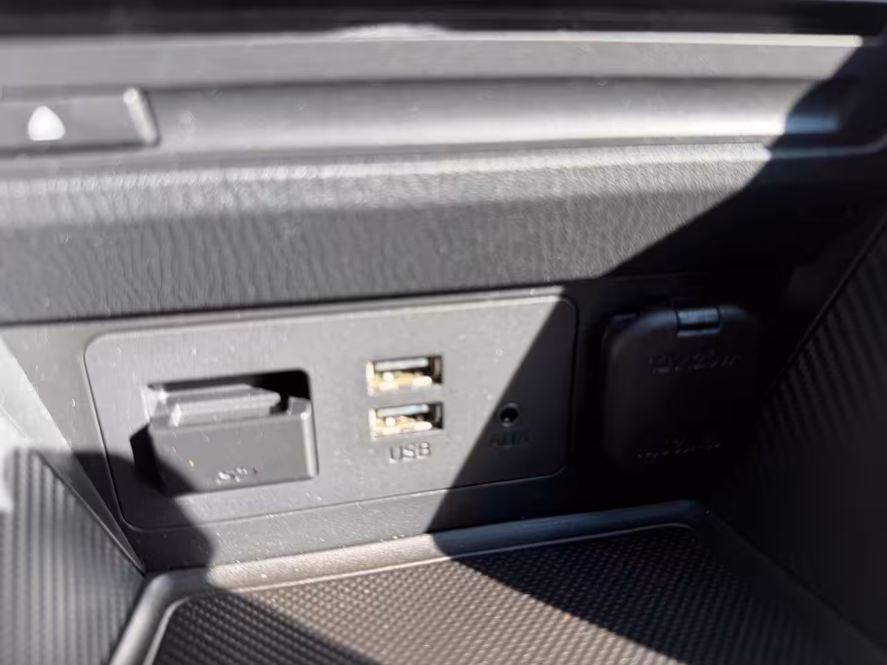 Mazda CX-3 2.0 SkyActiv-G 120 GT-M Leder Navi LM velgen 71.900 KM NAP