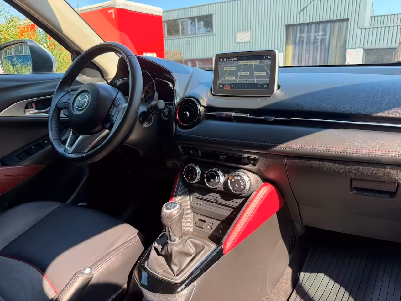 Mazda CX-3 2.0 SkyActiv-G 120 GT-M Leder Navi LM velgen 71.900 KM NAP