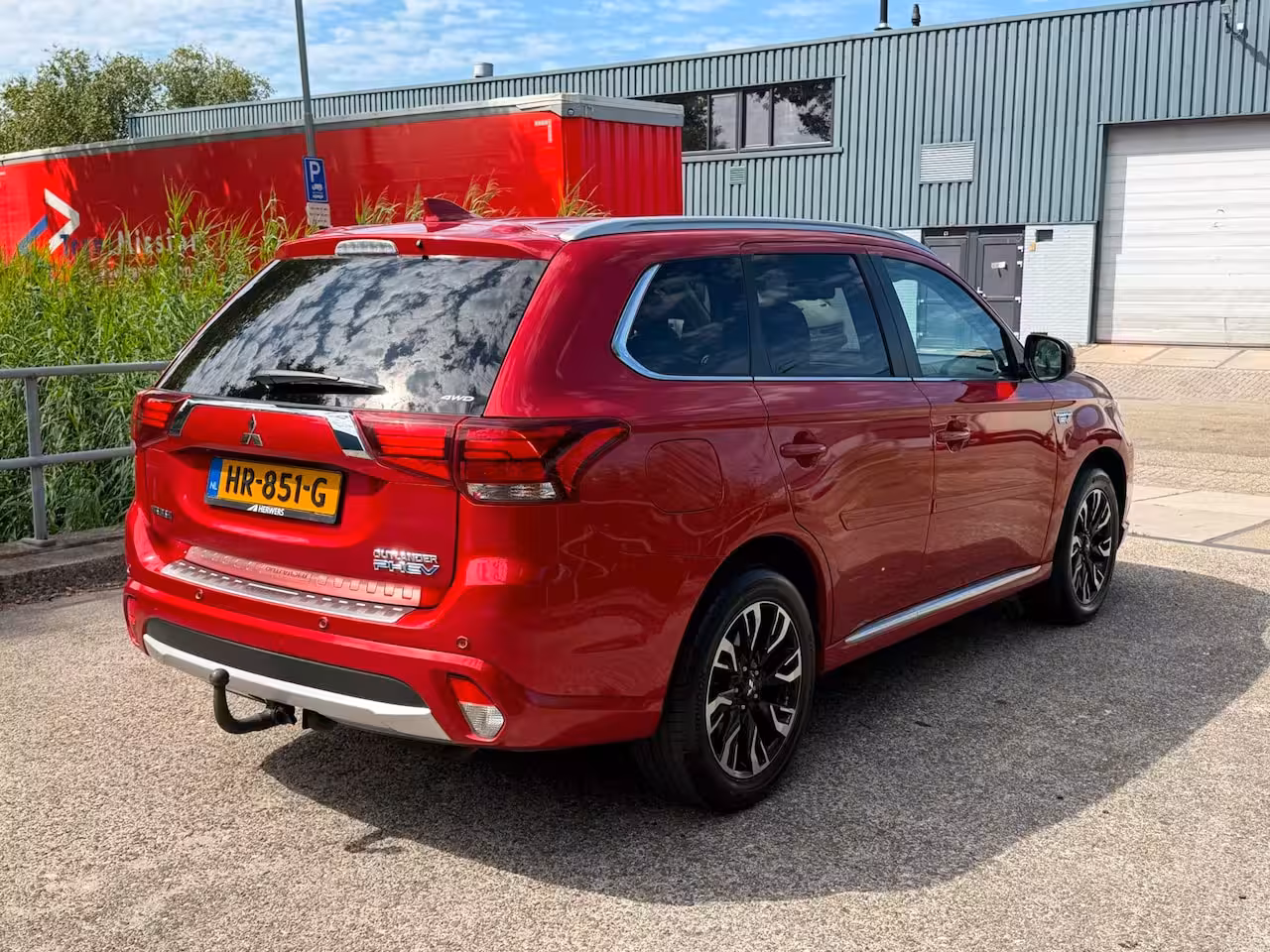 Mitsubishi Outlander 2.0 PHEV instyle Facelift Navi camera 98.350 KM NAP