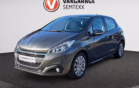 Peugeot 208 1.2 Signature | Cruise | Clima | Camera | All-Season Banden | IsoFix | PDC Achterzijde | A