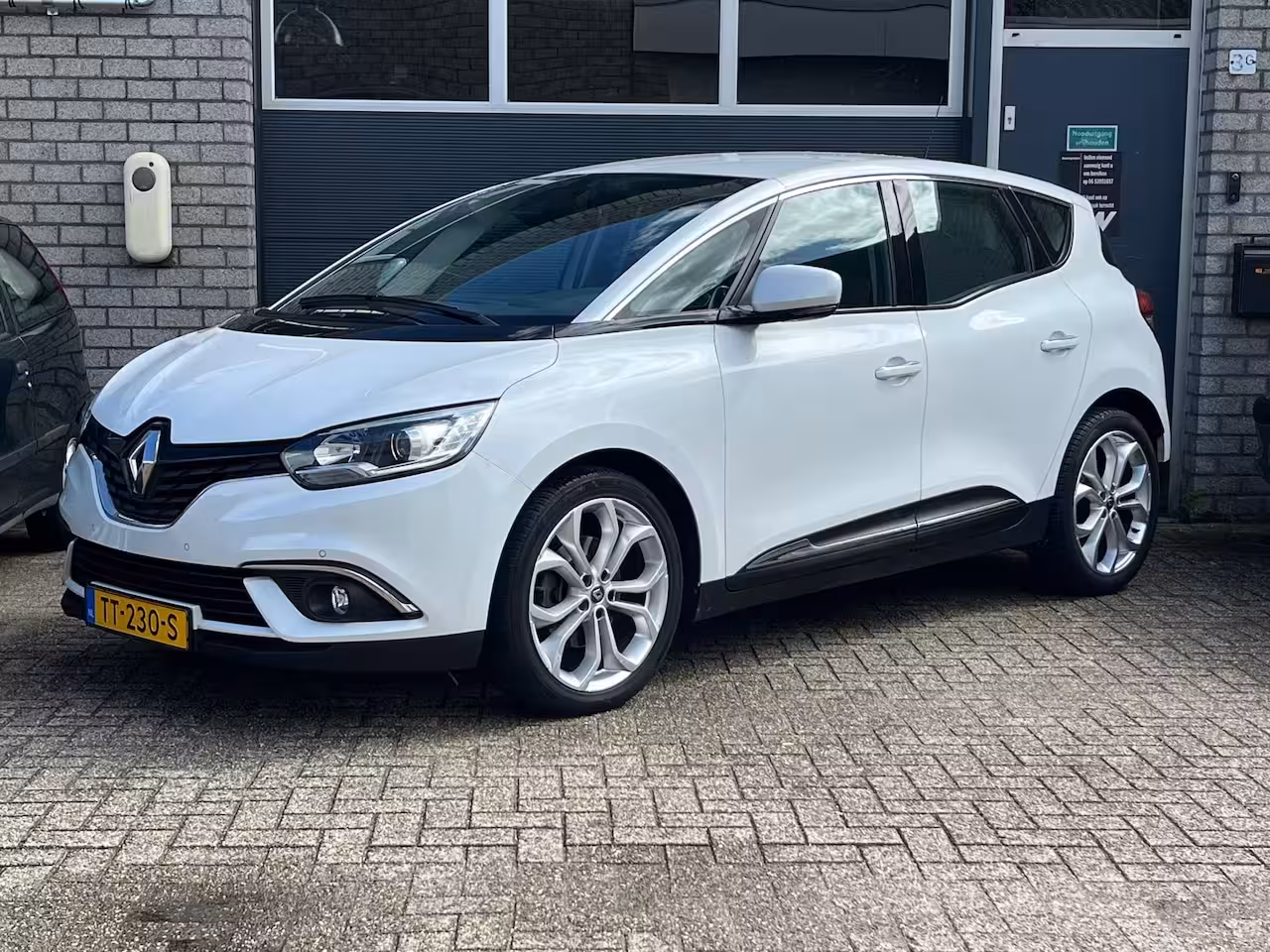 Renault Scénic 1.5 dCi Initiale Paris Automaat APK 10-03-2028