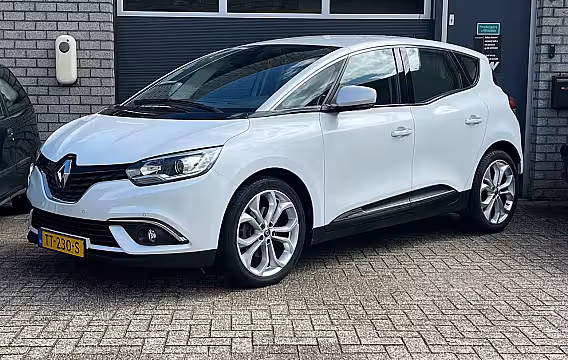 Renault Scénic 1.5 dCi Initiale Paris Automaat APK 10-03-2028