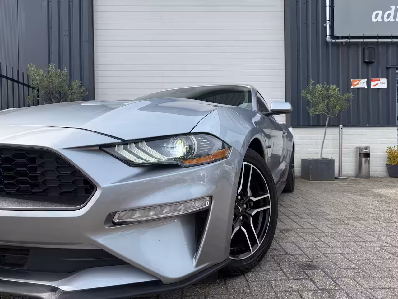 Ford Mustang Fastback 2.3 ecoboost/AUTOMAAT/DUITS KENTEKEN/STOEL VERKOELING/CAMERA