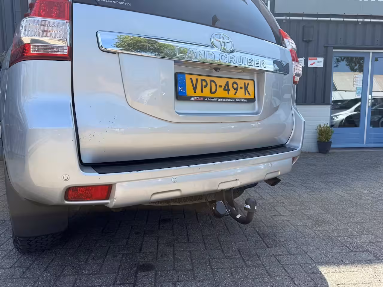 Toyota Land Cruiser 3.0 D-4D-F VX High Roof Window Van EX BTW/BOMVOL