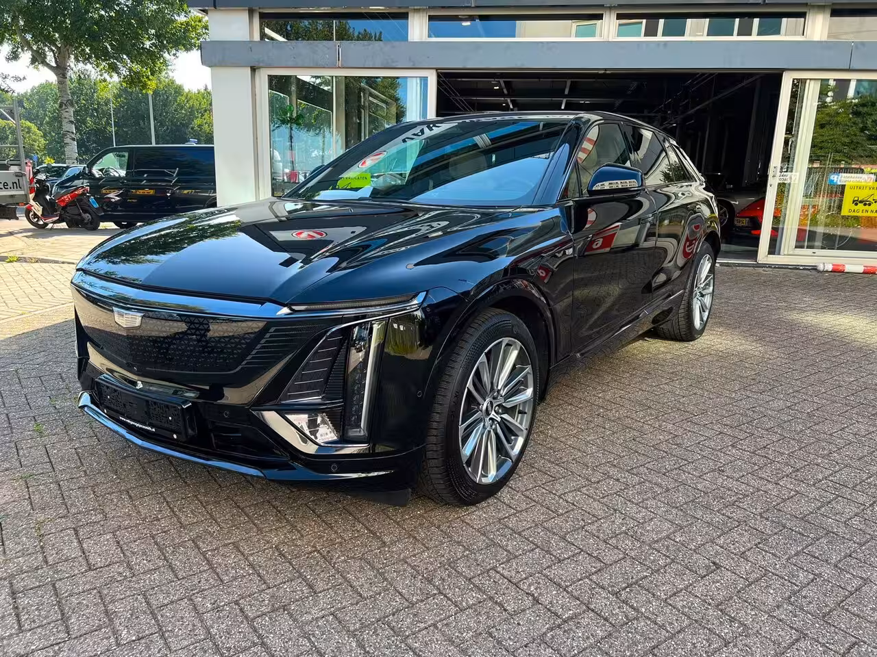 Cadillac Lyriq 600 E4 Sport