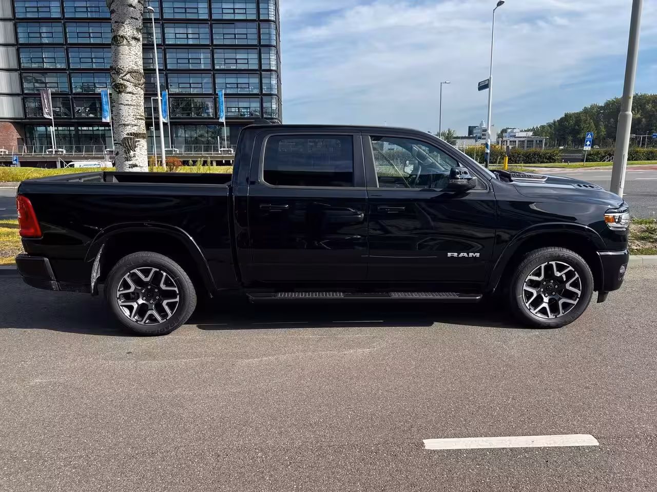 Dodge Ram 1500 2025 Laramie Sport Twin Turbo BPM VRIJ
