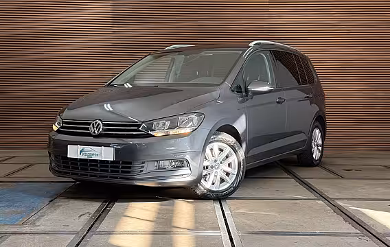 Volkswagen Touran 1.2 TSI Comfortline Business 7p | 7-Persoons | ErgoActive | Massage | ACC | Camera | Navi