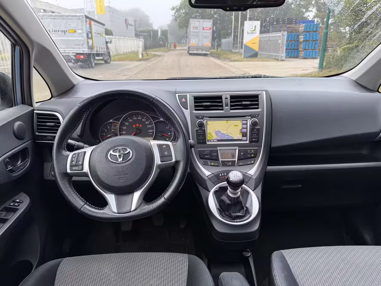 Toyota Verso S PANO/NAVI/CAMERA/TREKHAAK