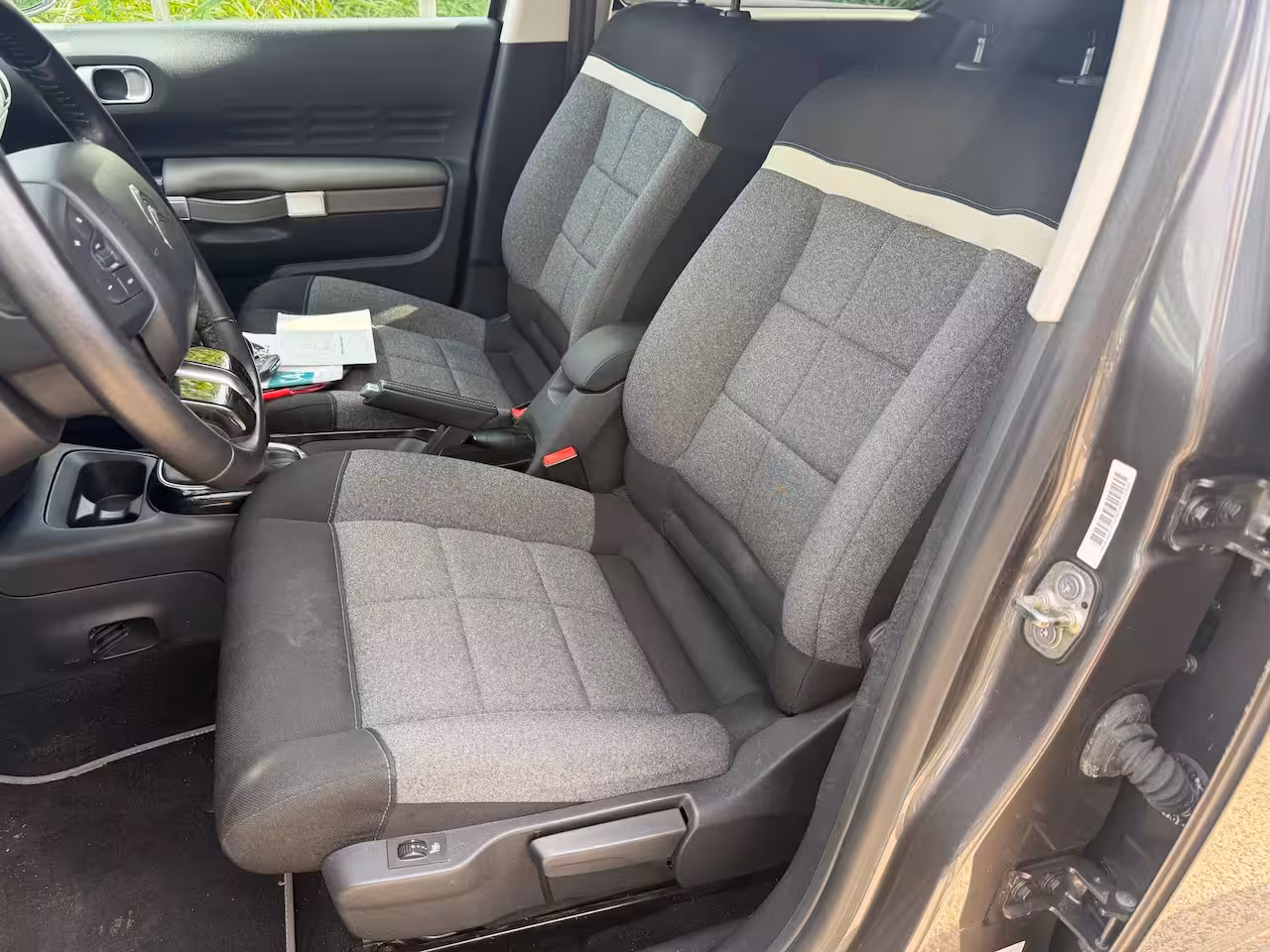 Citroën C4 Cactus 1.2 PureTech Shine Plus2021CameraLM.velgenPDCSteolverwarm