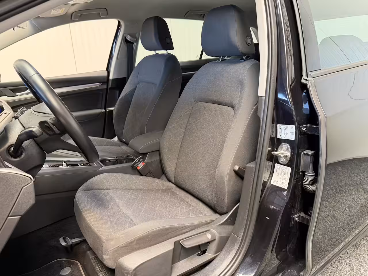 Volkswagen Golf Variant 1.0 eTSI LIFE BUSINESS AUTOMAAT ADAPTIVE CRUISE CONTROL CLIMATE CONTROL BLUETOOTH TELEFOON