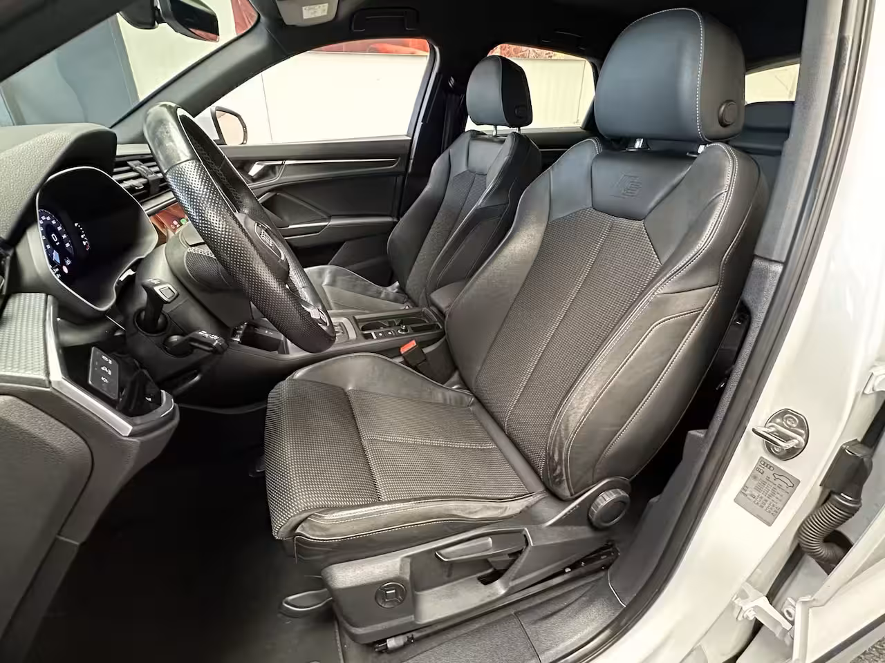 Audi Q3 Sportback 45 TFSI E S EDITION (SOH 88, 27%) NAVIGATIE CRUISE CONTROL CLIMATE CONTROL APPLE CARPLAY/A