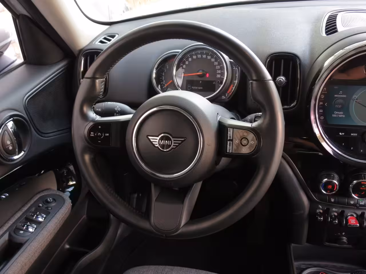 Mini Countryman 1.5 Cooper CarPlay|Camera|Navi|Sport Int.|Union-Jack|Cruise|Clima|LED|DAB+