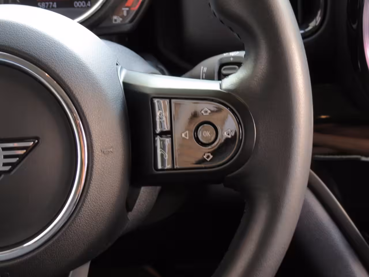 Mini Countryman 1.5 Cooper CarPlay|Camera|Navi|Sport Int.|Union-Jack|Cruise|Clima|LED|DAB+