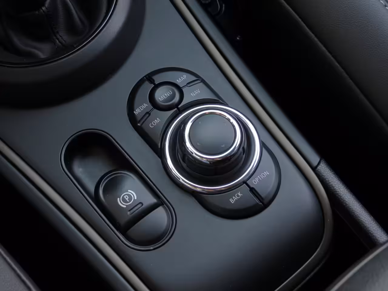 Mini Countryman 1.5 Cooper CarPlay|Camera|Navi|Sport Int.|Union-Jack|Cruise|Clima|LED|DAB+