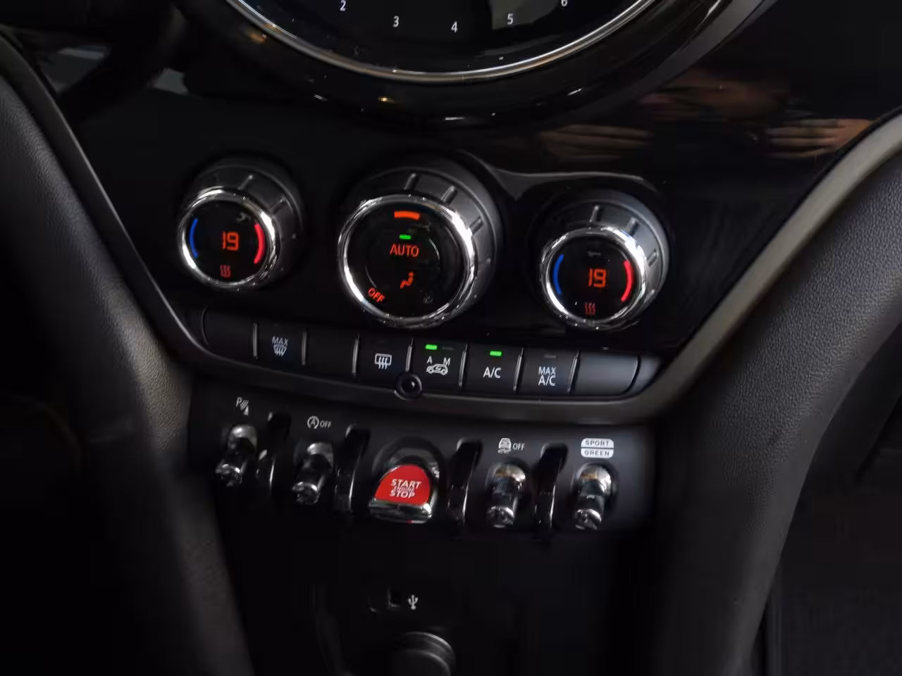 Mini Countryman 1.5 Cooper CarPlay|Camera|Navi|Sport Int.|Union-Jack|Cruise|Clima|LED|DAB+