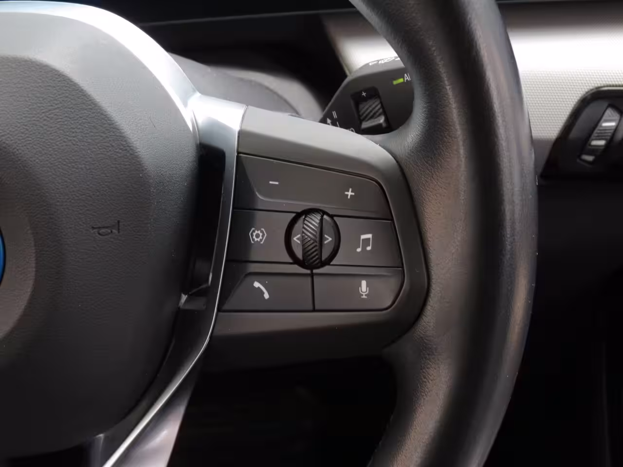 BMW 2-serie Active Tourer 225e xDrive Camera|CarPlay|Cruise|Navi|Stoel verw.|Clima|DAB+