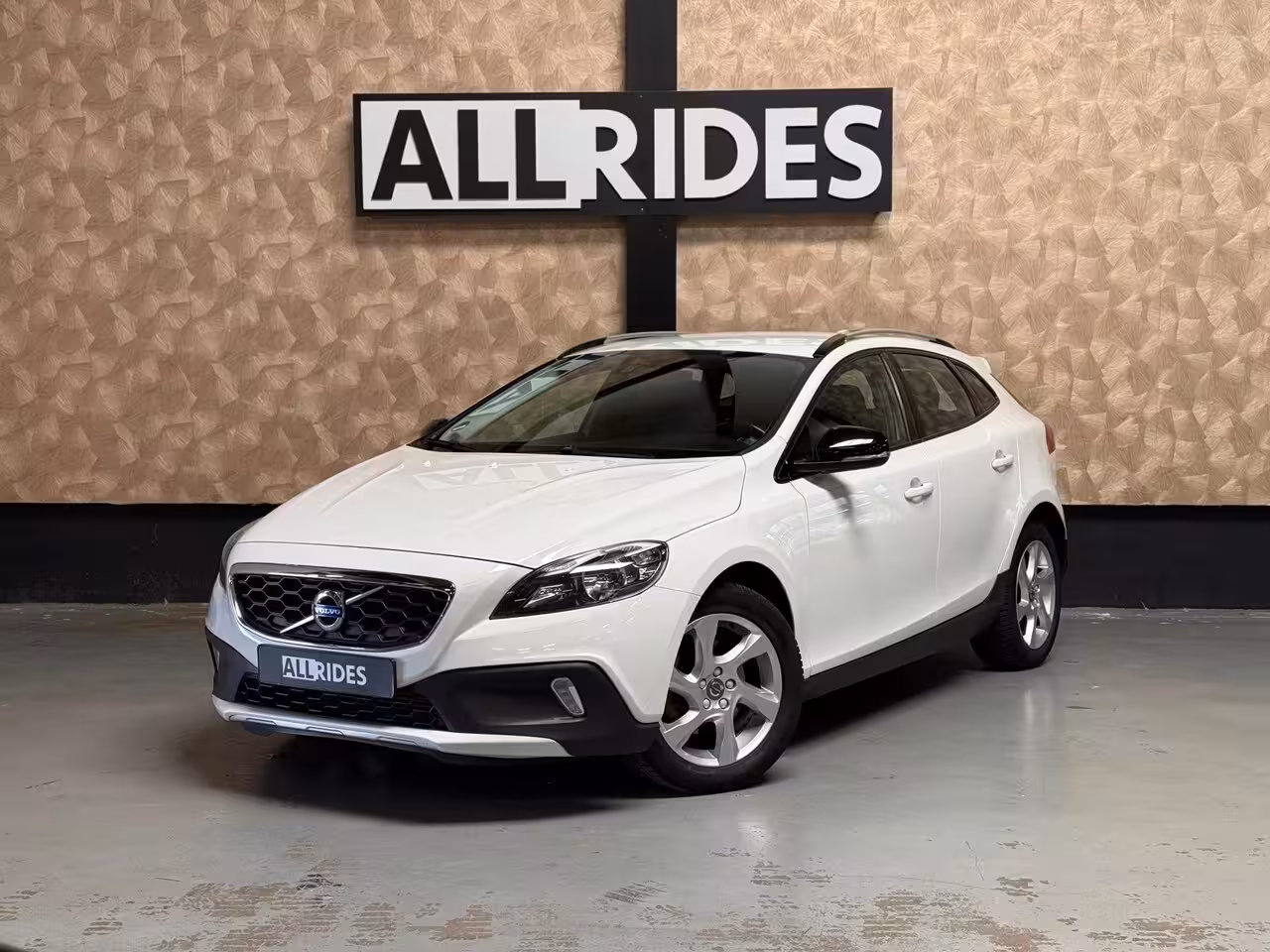 Volvo V40 Cross Country 1.6 T4 Momentum | Airco | Cruise |