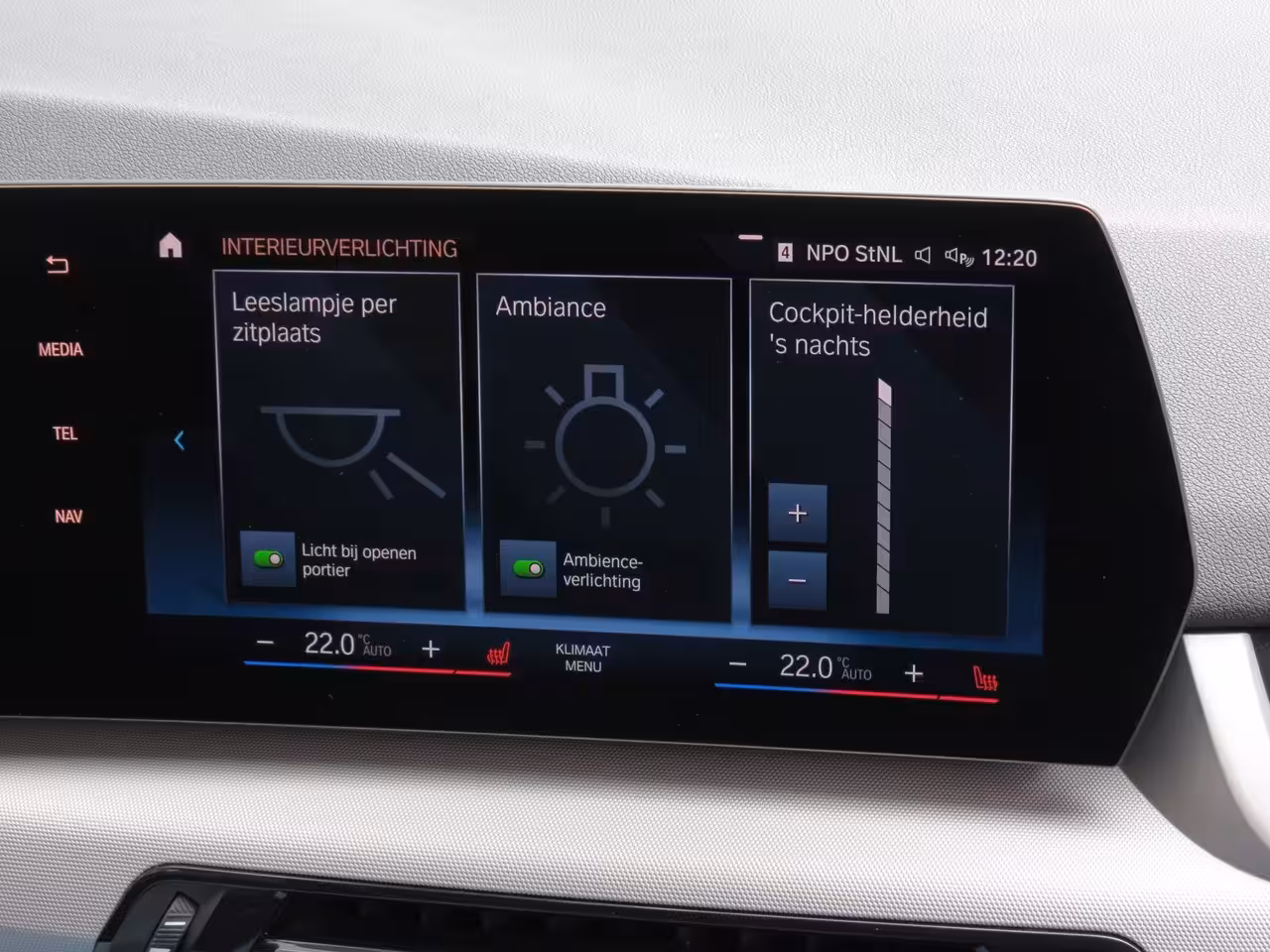 BMW 2-serie Active Tourer 225e xDrive Camera|CarPlay|Cruise|Navi|Stoel verw.|Clima|DAB+