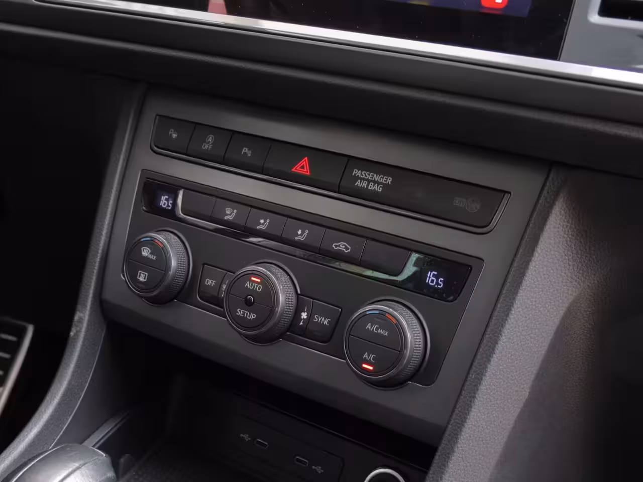 Cupra Ateca 1.5 TSI DSG Business Intense Camera|Carplay|Digi-Dash|Clima|Cruise|Navi|LED|Schaalstoelen