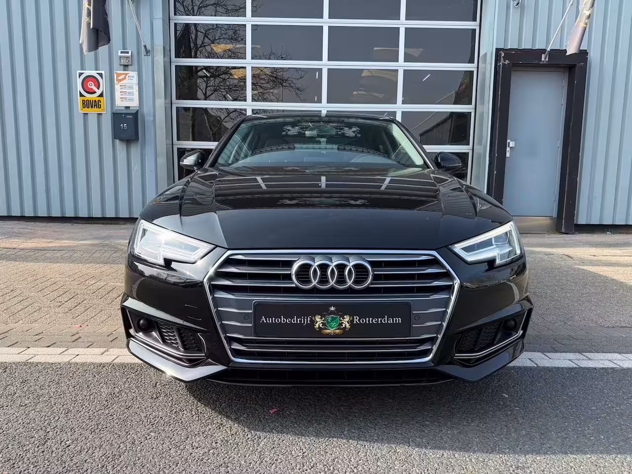 Audi A4 Limousine 35 TFSI Sport AUT ECC/PDC/LED/XENON/LMV18/LEER/NAVI