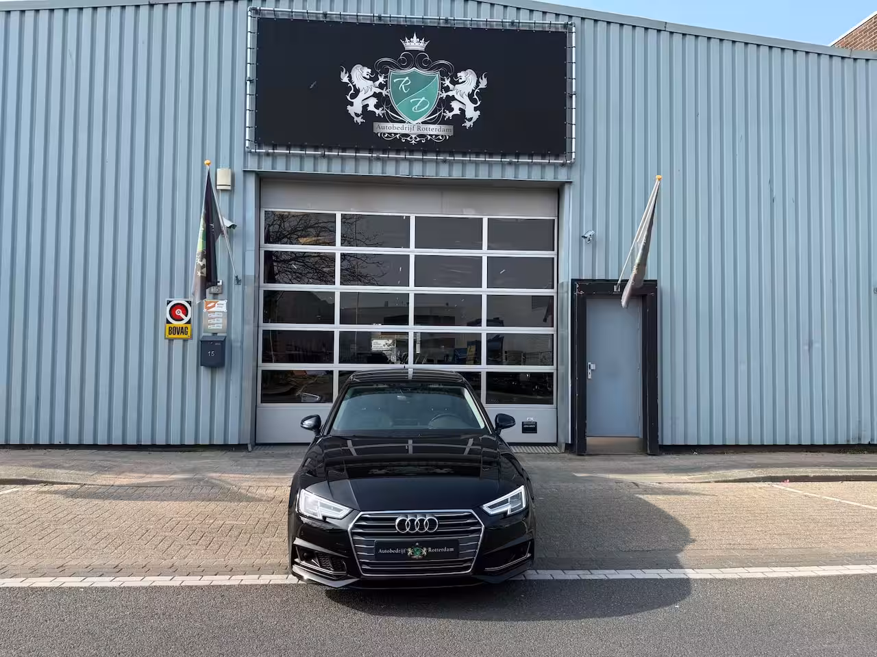 Audi A4 Limousine 35 TFSI Sport AUT ECC/PDC/LED/XENON/LMV18/LEER/NAVI
